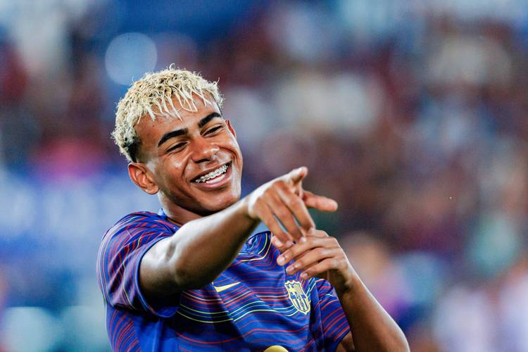 TA：即便阿森纳赢得英联杯冠军，恐怕也没多少人会感到满意（TA：哪怕阿森纳夺得英联杯冠军，也难令多数人满意）