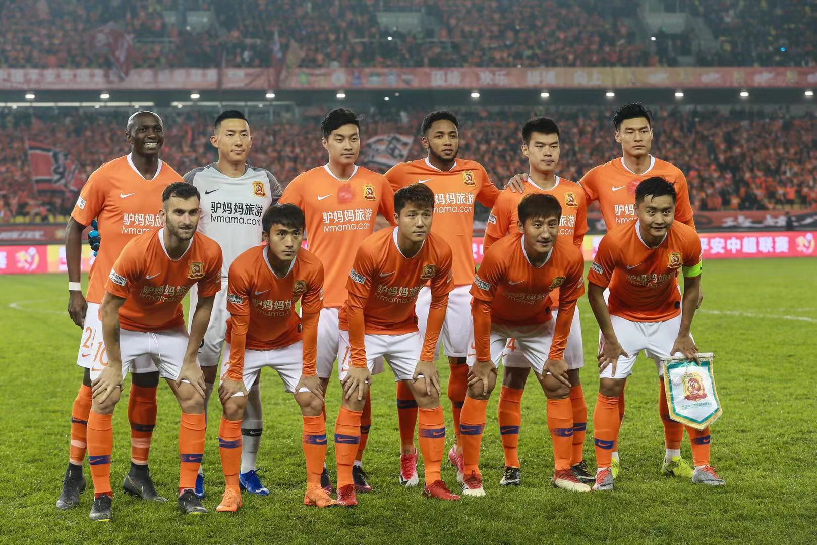 世体：巴萨还没有收到对特狮的报价，他们希望他先彻底康复