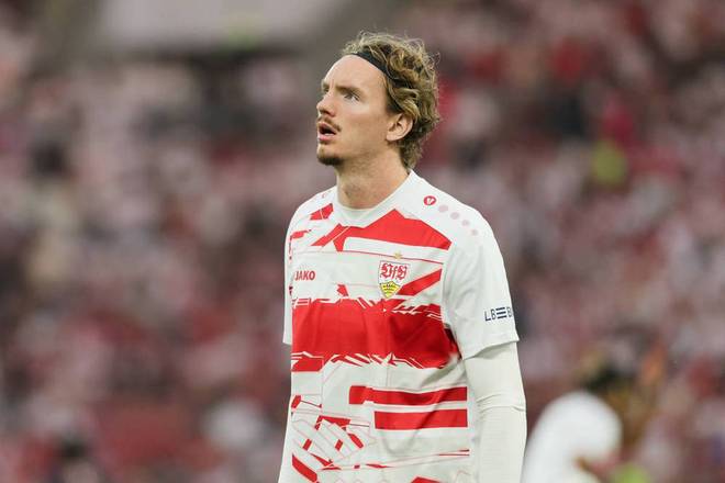 足球德国队主帅回应质疑：球队需要时间重建