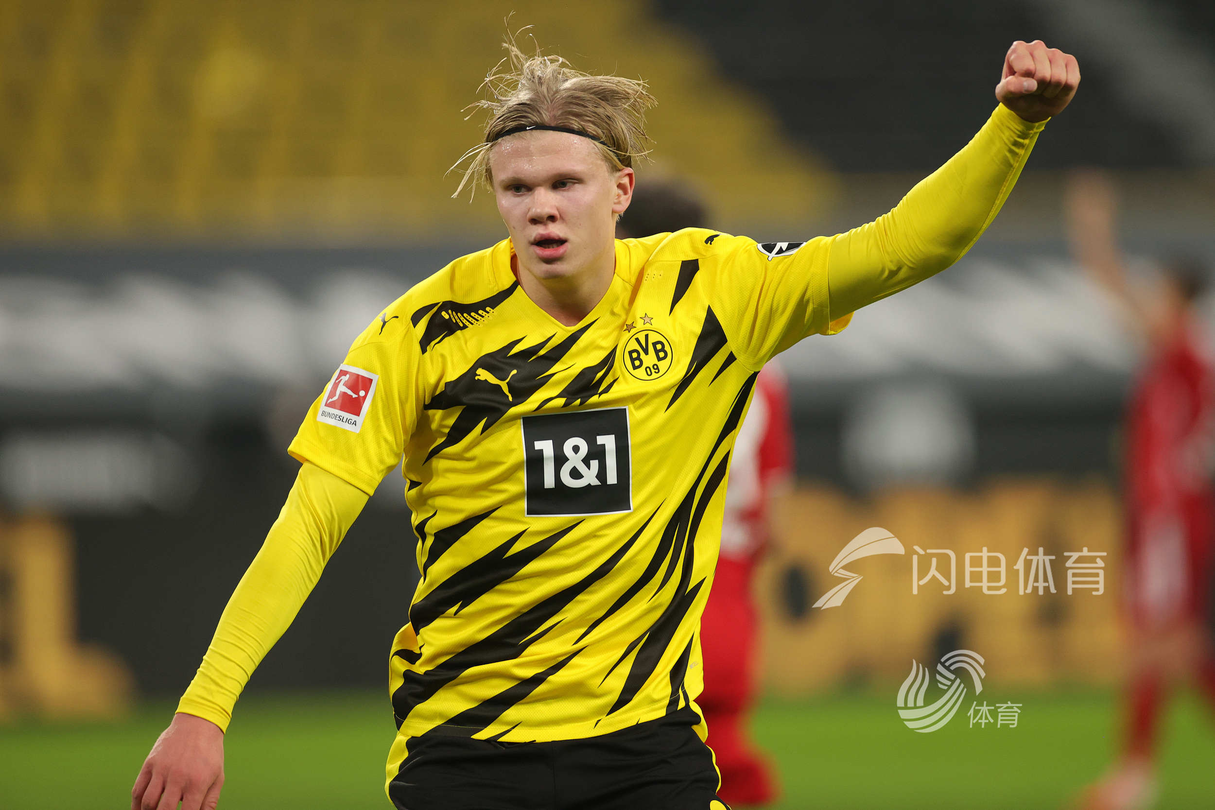 官方：桑德兰签下22岁门将罗埃夫斯，为其夏窗第8笔引援