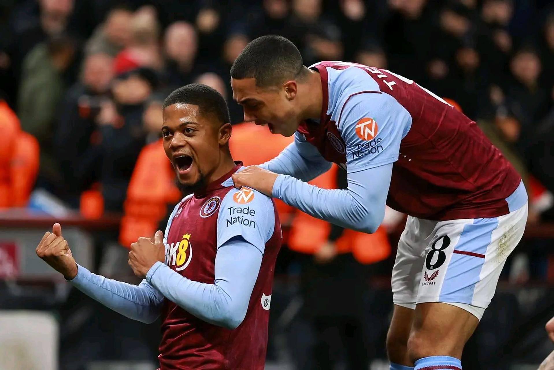 记者：浙江队国外集训地点倾向于卡塔尔或泰国，仍在推进引援（记者称浙江队海外集训或定于卡塔尔或泰国，引援工作持续推进）