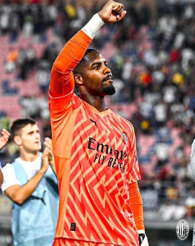 马卡评选无缘世界杯11人阵容：姆伯莫、弗拉霍维奇和索博在列